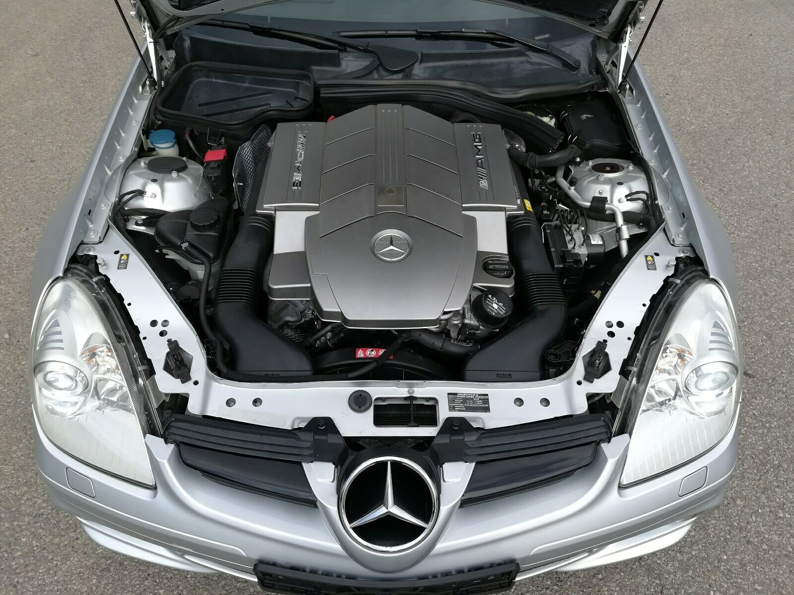 Mercedes Benz R171 SLK55 AMG