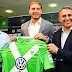 Wolfsburg anuncia a contratação do atacante dinamarquês Bendtner