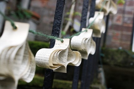 daily paper fix: garland