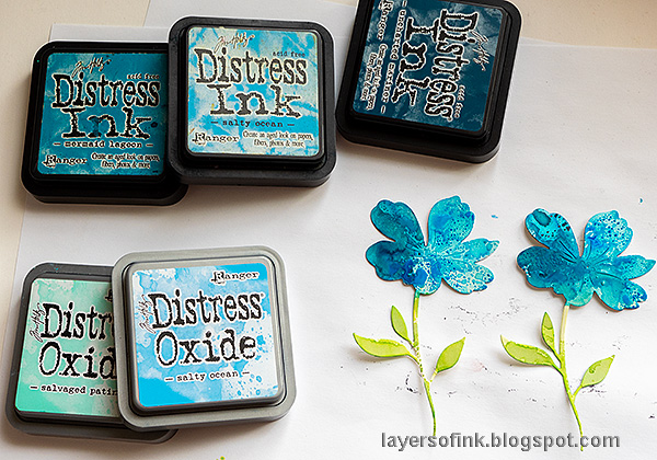 Layers of ink - Blue Flowers Mixed Media Tag Tutorial by Anna-Karin Evaldsson. Add Distres Oxide Ink.