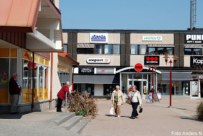 Mark, Marks kommun, Mor Kerstins torg, torget, stora torget, affär, affärscentrum, centrum, stortorget, Kinna