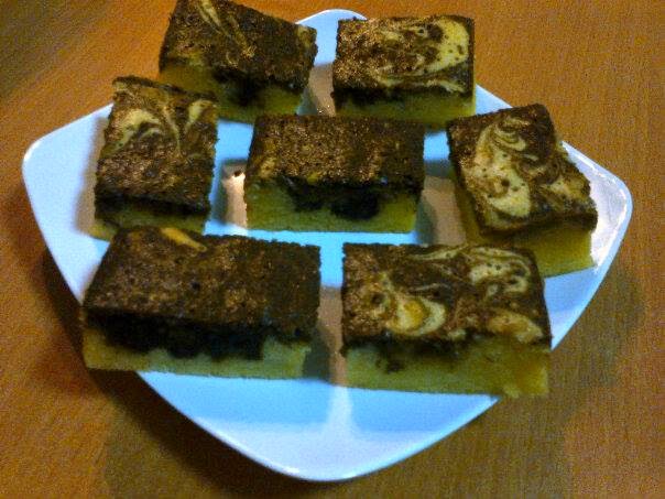 Resep Brownies Keju Marmer Panggang dan Kukus EMpuk