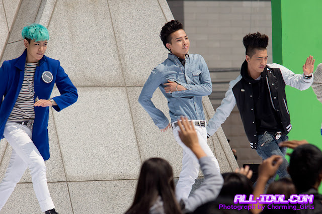 Big Bang at Gwanghamun