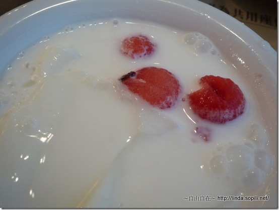 英記茶餐廳-杏仁豆腐