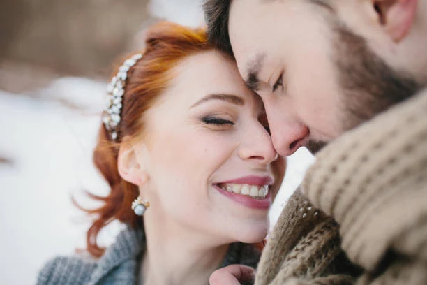 Best Tender and Timeless Virtual Love Messages for Distant Hearts