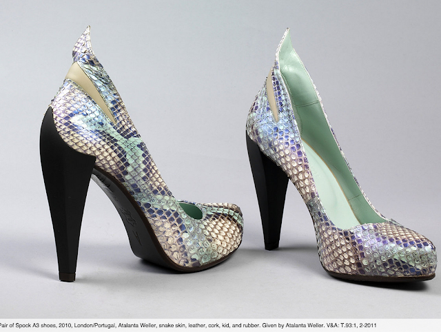 Victoria-and-albert-museum-clarks-shoes-pleasure-and-pain-elblogdepatricia-zapatos-calzado