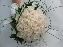 Elegant White Wedding Flowers