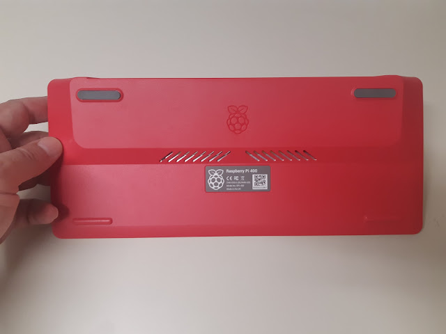 Parte trasera de la Raspberry Pi 400