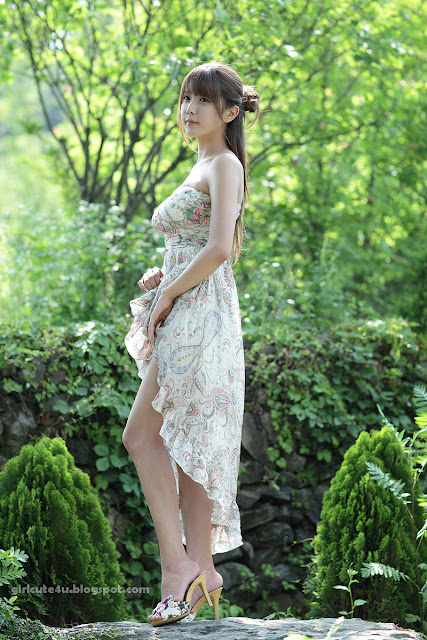 Heo-Yun-Mi-Strapless-Dress-28-very cute asian girl-girlcute4u.blogspot.com