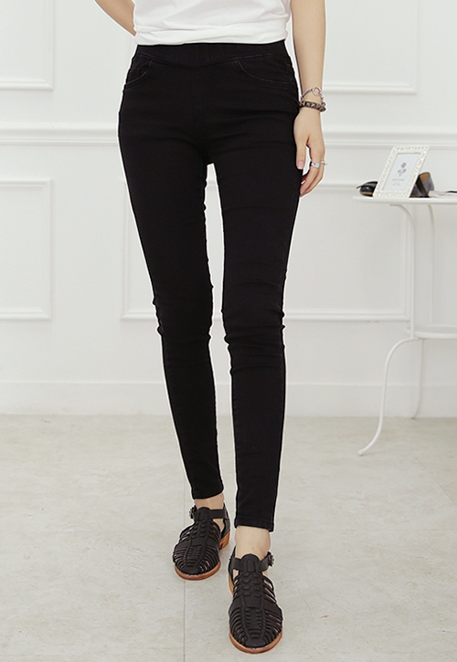 Pull-On Mid-Rise Skinny Jeans