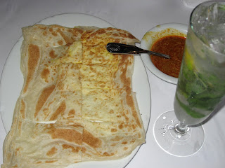 Roti Telur at Banana Leaf