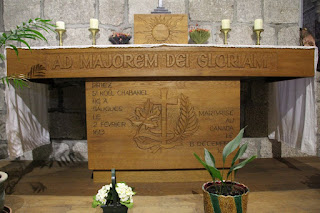 inschrift-altar-kapelle-noel-chabanel