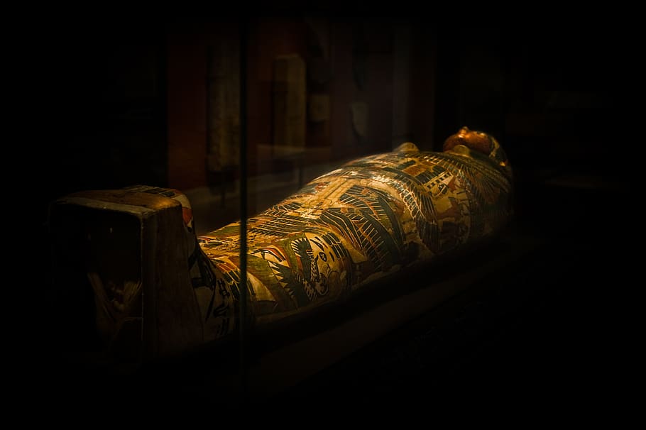 Mummification rituals in ancient Egyptian temples