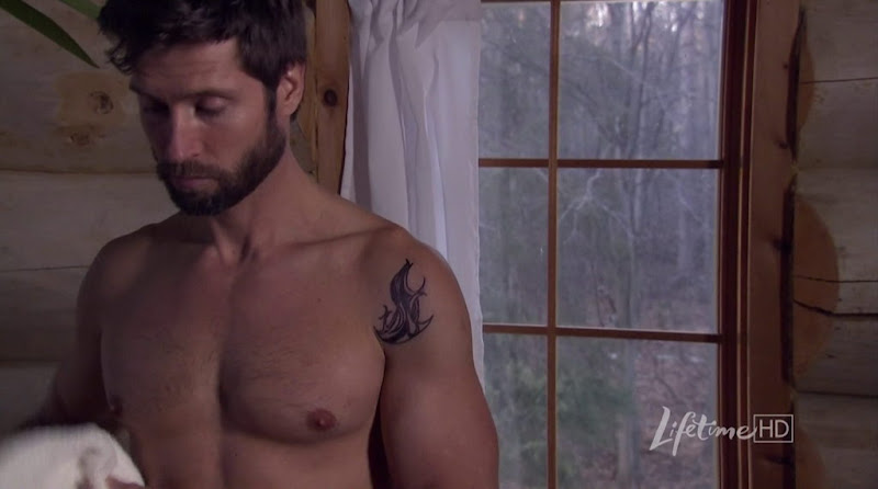 Damon Runyan Shirtless in Another Man's Wife