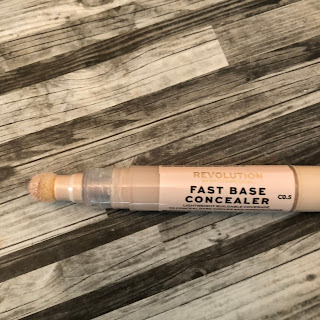 Revolution Fast Base Concealer (Cushion Concealer)