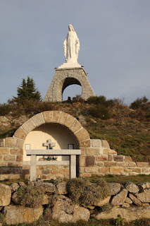 schrein-statue-notre-dame-gevaudan