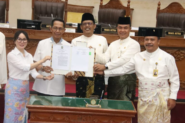 Walikota Amsakar Sampaikan KUA/PPAS APBD Kota Batam TA 2026