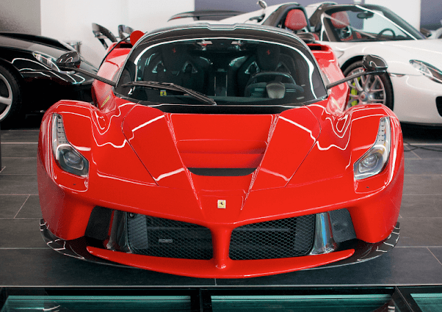 Ferrari LaFerrari front view doors down