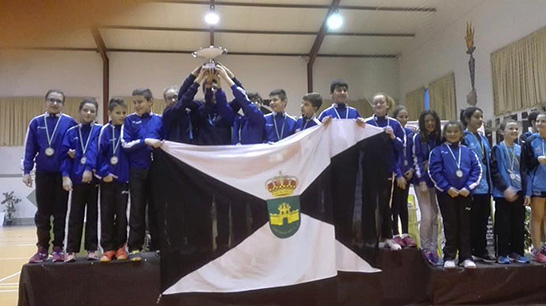 http://www.badmintonandalucia.es/index.php/informacion/noticias/133-arjonilla-primer-campeon-de-la-liga-andaluza-de-clubes-se-busca-campeon