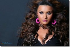 aashka goradia hot pics 3