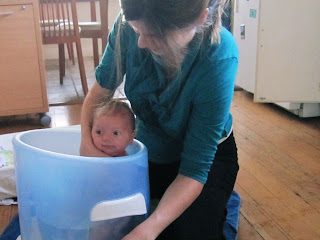 Eva likes the bucket