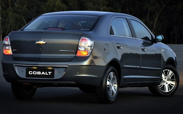 Novo Chevrolet Cobalt 1.8 LTZ - traseira - automatico