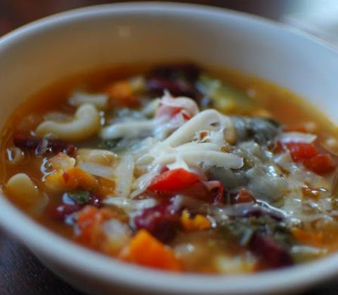 Copycat Olive Garden Minestrone Soup by Todd Wilbur 
