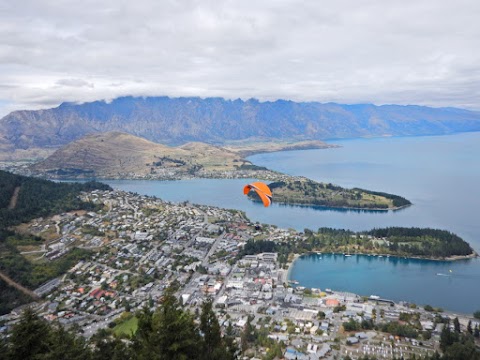 Queenstown oraz wycieczka do Milford Sound  