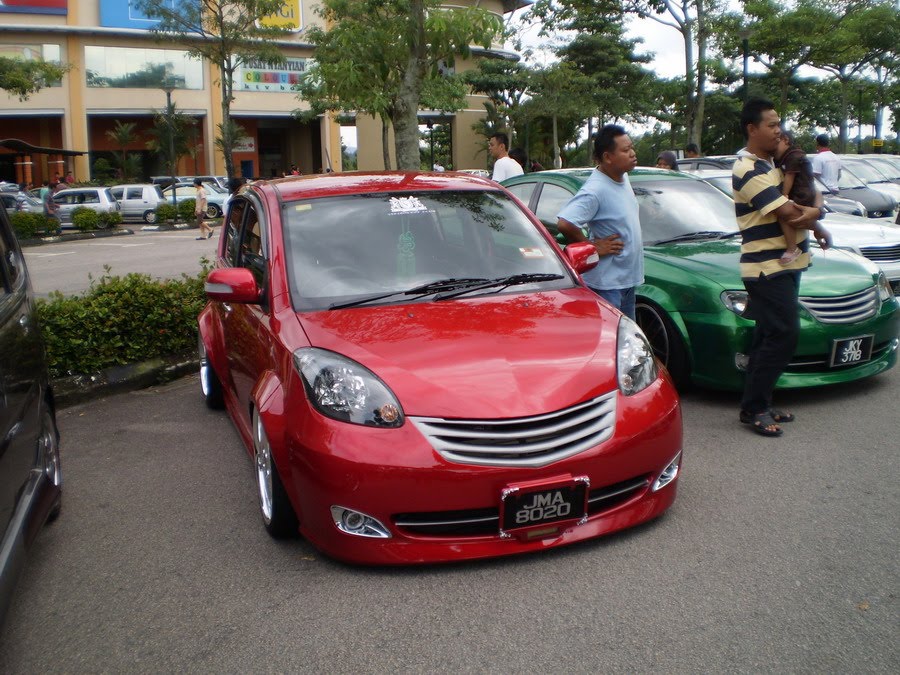 Perodua Myvi VIP style Snapped this car in IOI Mall Kulai during a car club