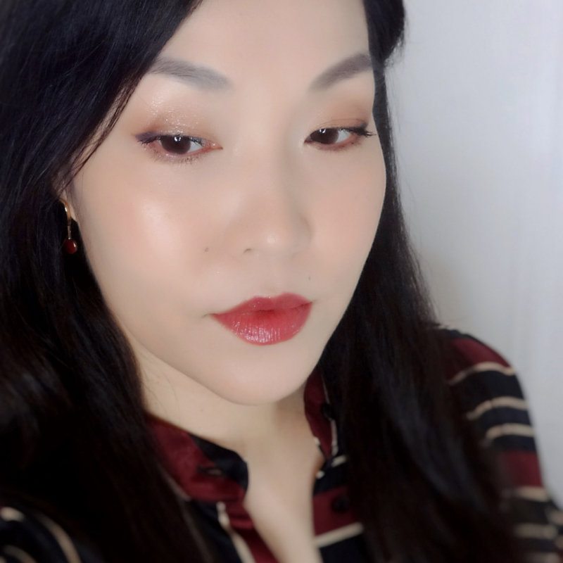 Charlotte Tilbury Exagger-Eyes makeup look