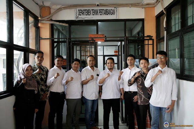 PT. Rakindo Unitrust Mandiri Buka Peluang Karir untuk Alumni Teknik Pertambangan UNP yang Baru Wisuda