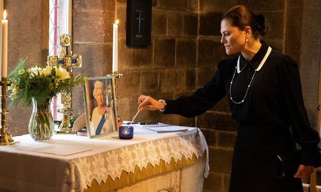 Mayla Alanna blouse. Crown Princess Victoria wore a black silk shirt by Mayla. Ambassador Judith Gough and Nicholas Howe