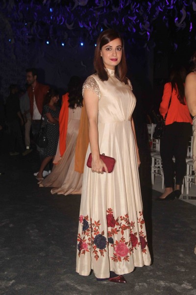 Dia Mirza in Off White Gown at Lakme Fashion Week 2016