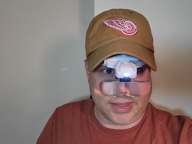 wearable magnifying glasses