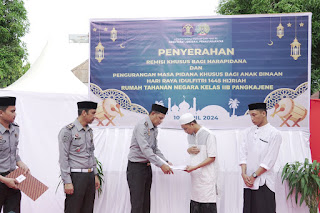 Pemberian Remisi Khusus Hari Raya Setelah Pelaksanaan Sholat Idul Fitri 1445 H Di Rutan Pangkajene