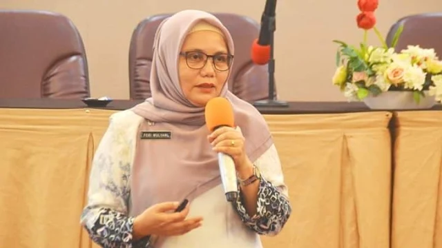Foto: Kepala Dinas Kesehatan Kota Padang, Feri Mulyani Hamid. Selama Covid-19,  Angka Positif Hamil di Padang Tak Melonjak.