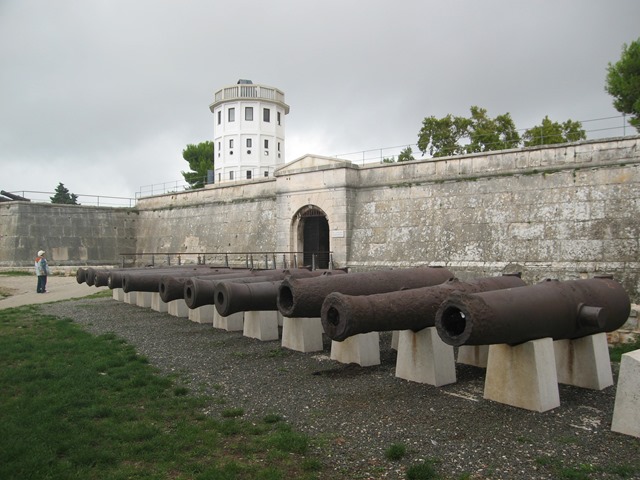 PULA - CROÁCIA 100