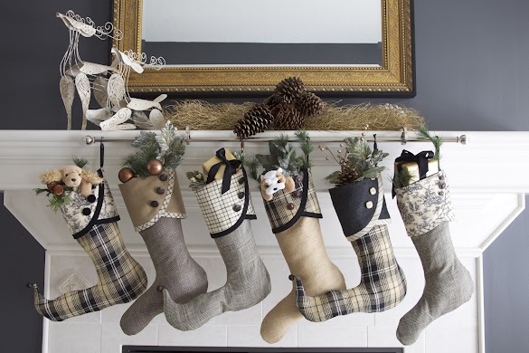 Stocking Hanging Ideas / 40 Wonderful Christmas Stockings Decoration Ideas - All ... / I am really feeling the stockings on the bedframe idea — the closer presents are.