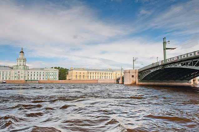 Panorama of the city from the Neva River (photo_13)