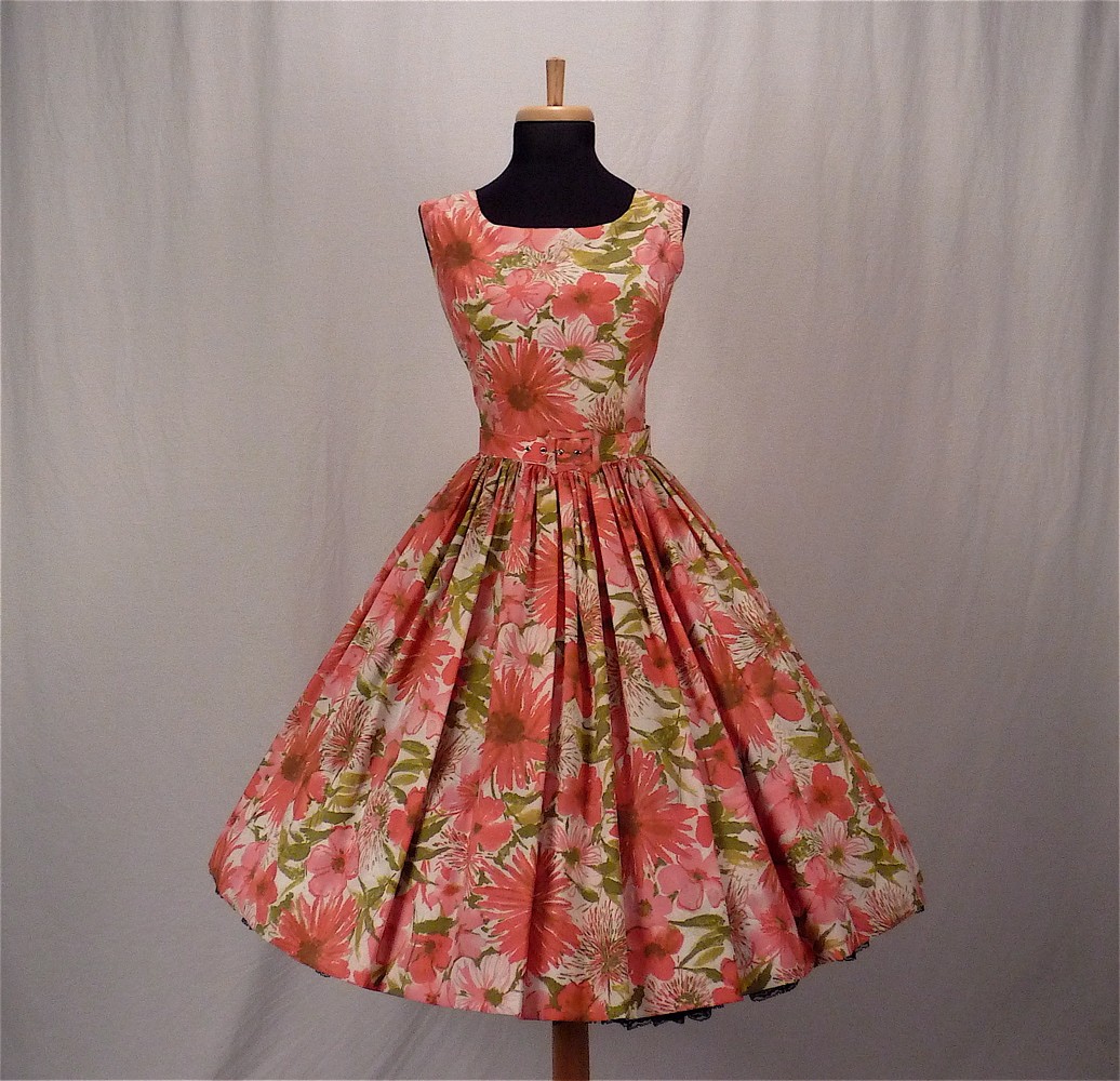 The Floral day dress was proably the most iconic garment of the 1950s ...