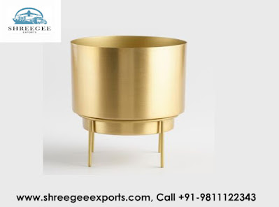 Manufacturer And Exporter Of Planter in India