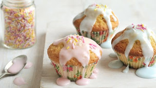 Fairy cakes with sprinkles