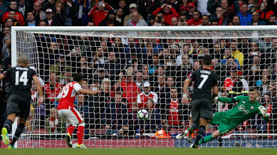 Arsenal vs Southampton: Cazorla’s late penalty seals win for Gunners