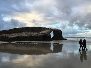 Spain, Cathedrals Beach   by E.V.Pita (2015)  http://evpita.blogspot.com/2015/11/spain-cathedrals-beach-playa-de-las.html   Playa de las Catedrales (Ribadeo)  por E.V.Pita (2015)   Praia das Catedrais (Ribadeo)