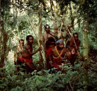 Budaya Papua Barat THE COLOUR OF INDONESIA