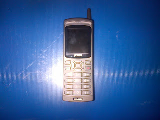 hape antik PC828 Nokia Pisang