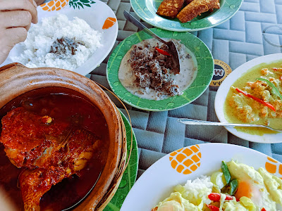 Lunch Asam Pedas Kepala Ikan Merah Dan Lemak Telur Itik Lunch Asam Pedas Kepala Ikan Merah Dan Lemak Telur Itik