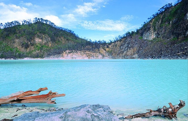 Harga Tiket Masuk Tempat Wisata Kawah Putih Ciwidey Harga Tiket Masuk Tempat Wisata Kawah Putih Ciwidey Terbaru 2018