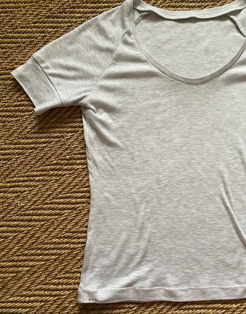 Diary of a Chain Stitcher: Papercut SJ Tee in Jersey Knit from The Fabric Store