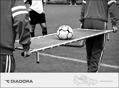 diadora pubblicità calcio tecnica inversione